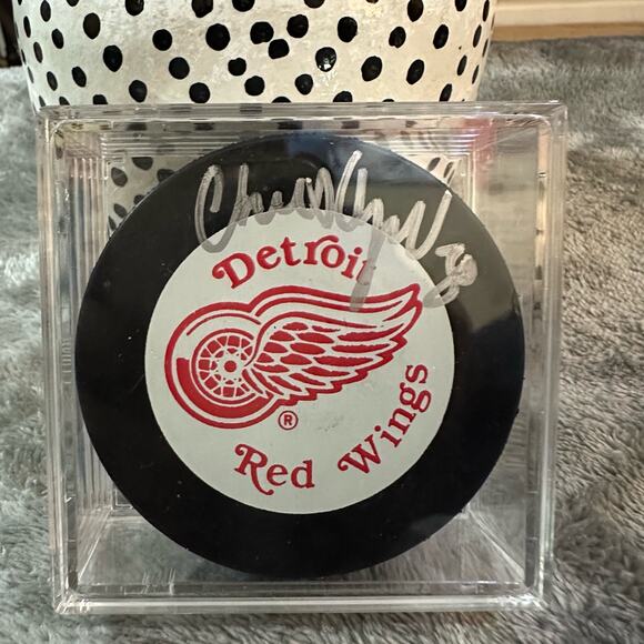 1990’s Detroit Red Wings Chris Osgood Autographed Official NHL Hockey Puck #30 - Picture 3 of 4